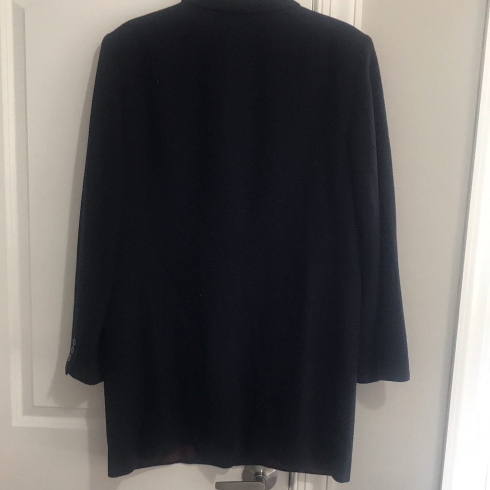 CHAUS size 16 long 100% worsted wool navy blazer lined with padded shoulders - Picture 4 of 4